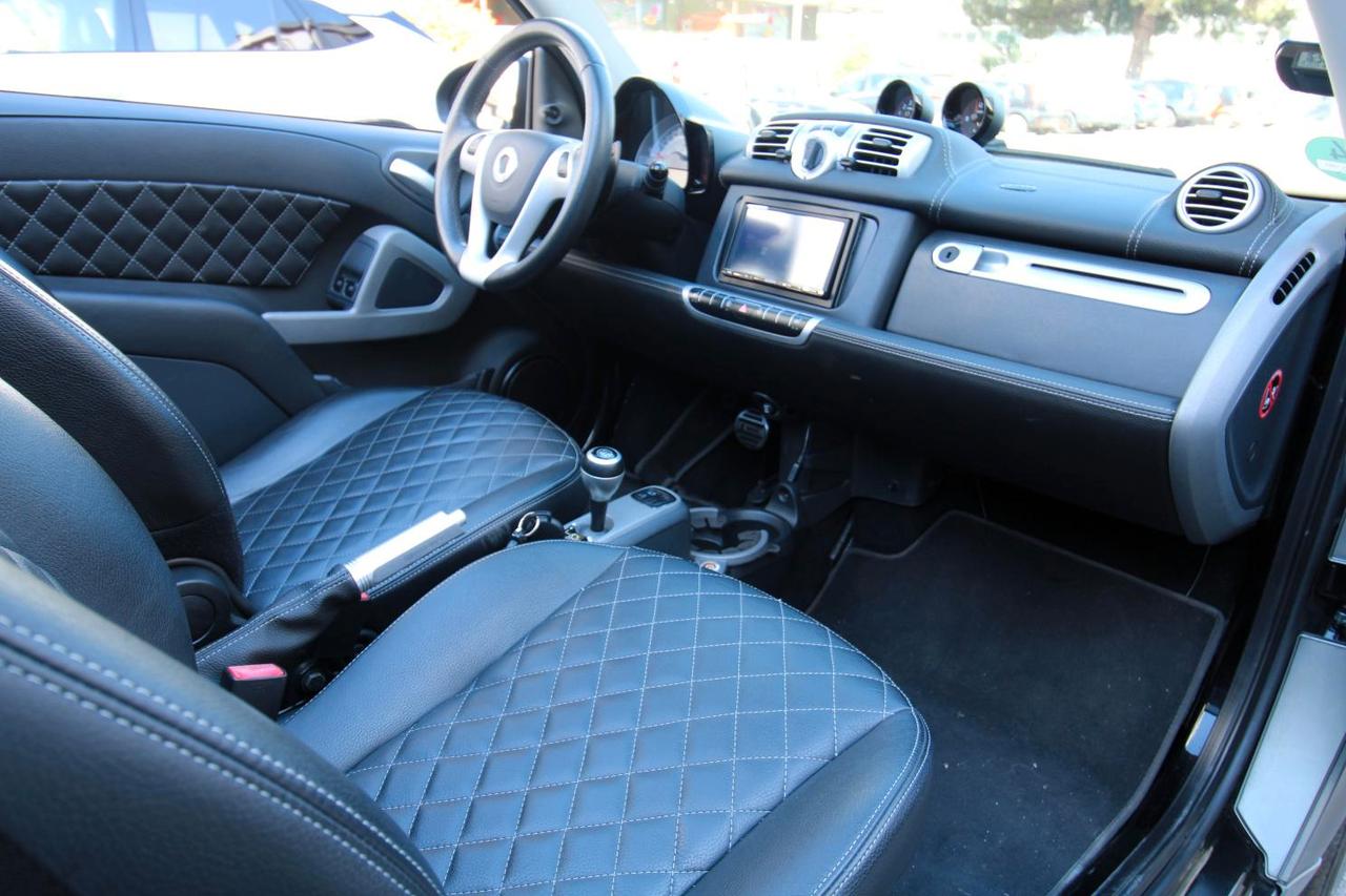 smart forTwo 451 BRABUS 1.0 I TURBO 62 kW cabrio TAILOR MADE