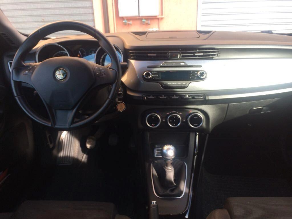 Alfa Romeo Giulietta 1.6 JTDm-2 105 CV Exclusive