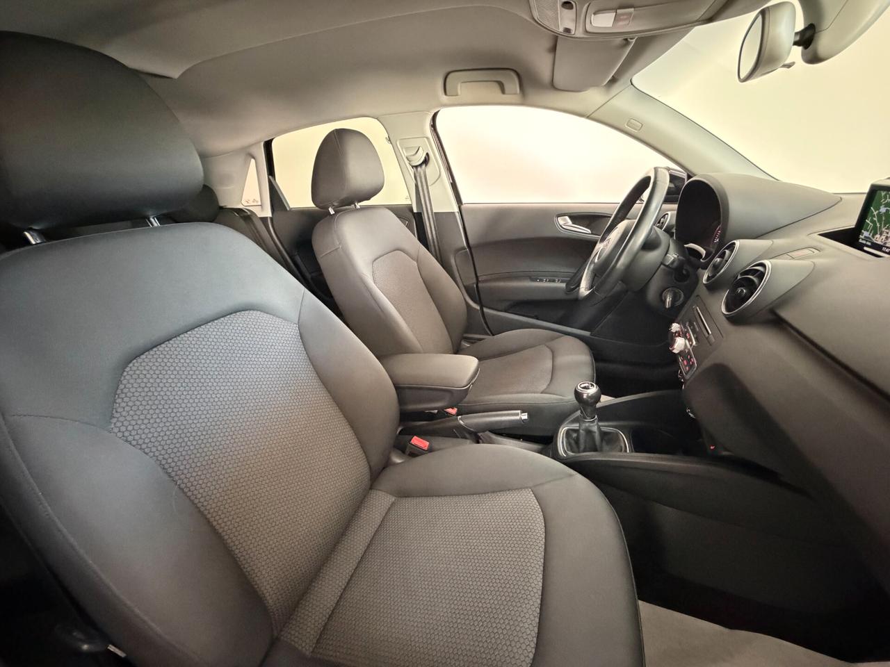 Audi A1 SPB 1.0 TFSI S-LINE LED/NAVI