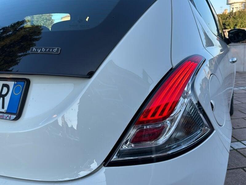 Lancia Ypsilon Ypsilon 1.0 FireFly 5 porte S&S Hybrid Gold