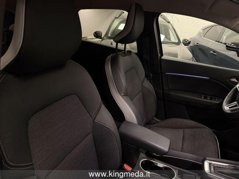 Renault Captur E-Tech hybrid 1.6 E-TECH HEV 145 TECHNO AUTO