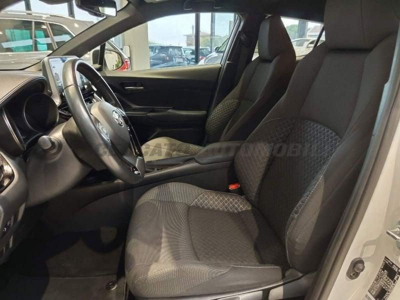 Toyota C-HR C-HR 1.8h Active e-cvt