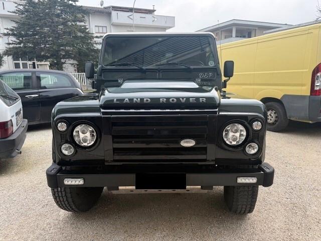 Land Rover Defender 90 2.4 TD4 Station Wagon E