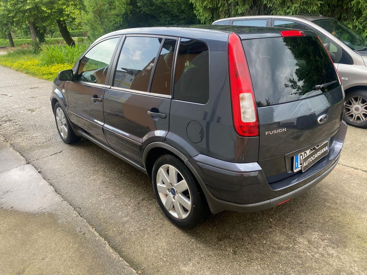 FORD FUSION 1.6 TDCi PLUS DAVVERO MOLTO BELLA GUARDA