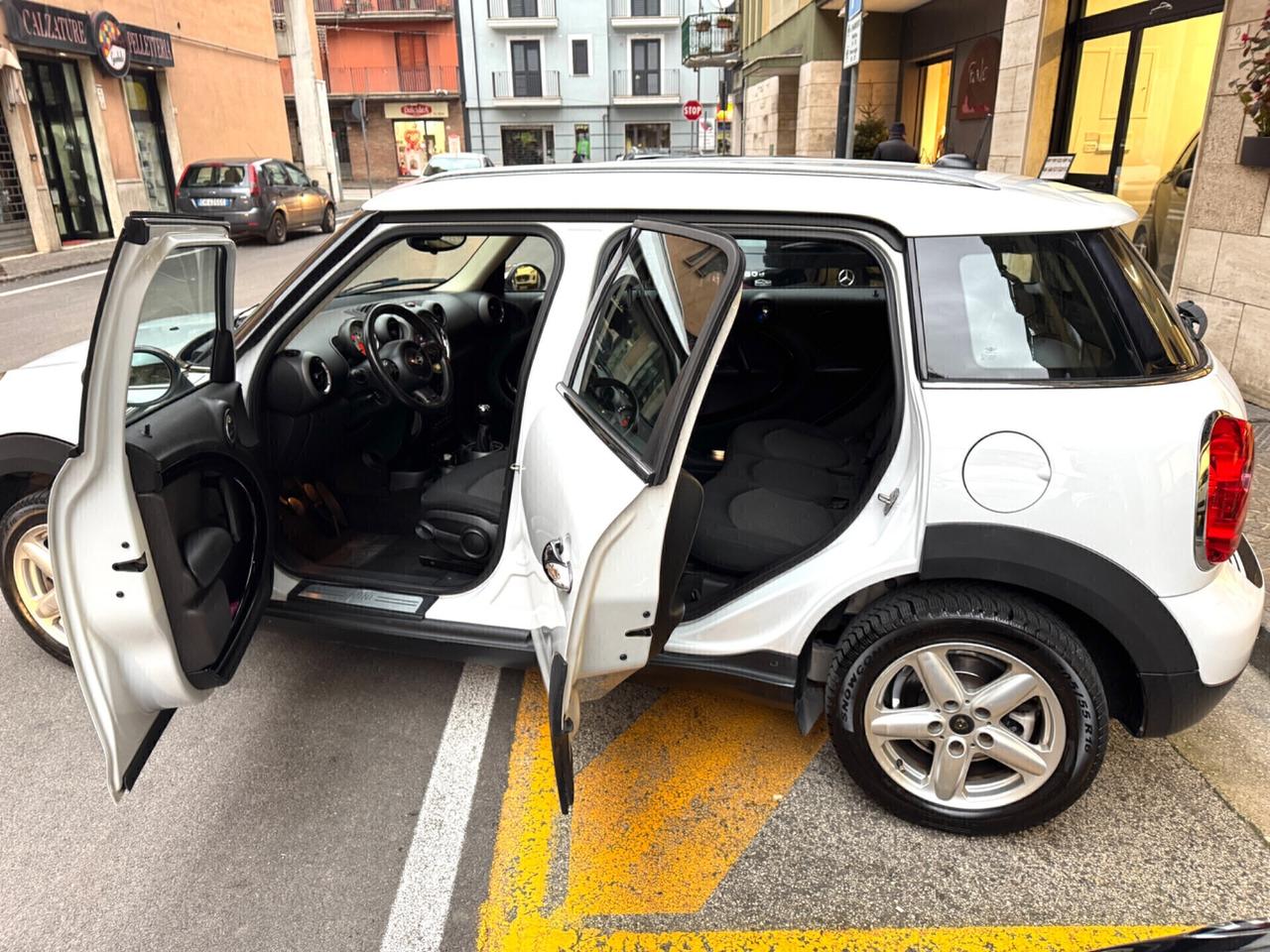 Mini Cooper Countryman 1.6D idonea neo patentati