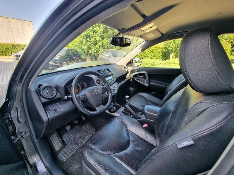 Toyota RAV4 RAV4 2.2 D-Cat 177 CV Luxury