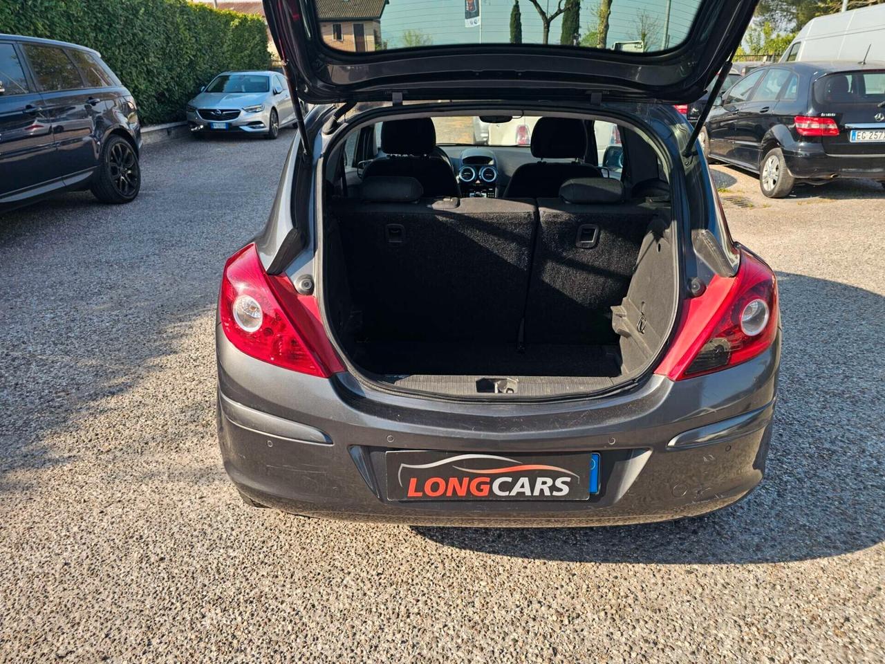 Opel Corsa 1.2 3 porte Club