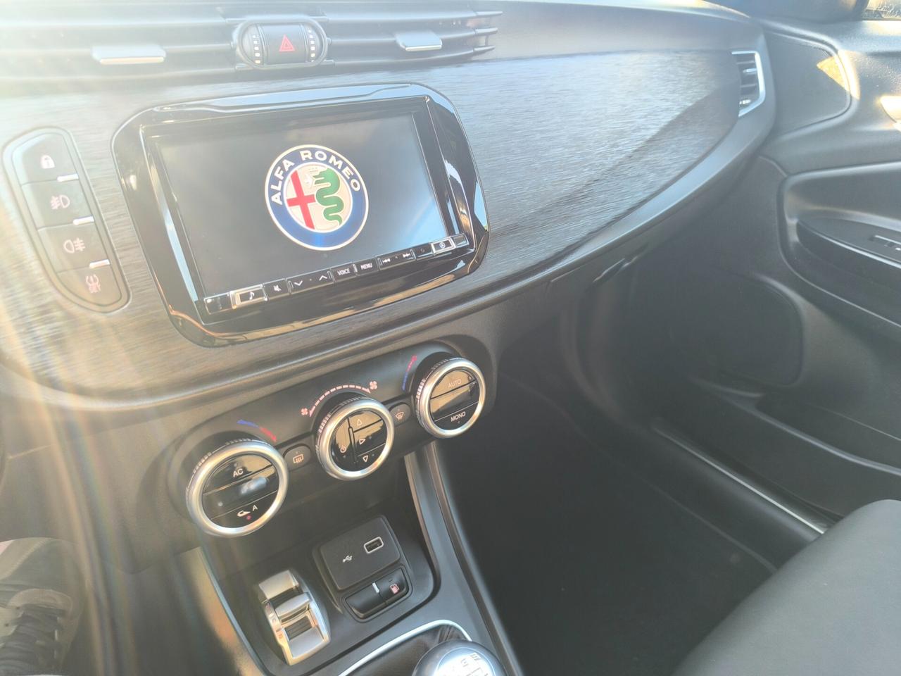 ALFA ROMEO GIULIETTA SPORT 1.4 GPL CASA MADRE 120cv 1PROPIETARIO