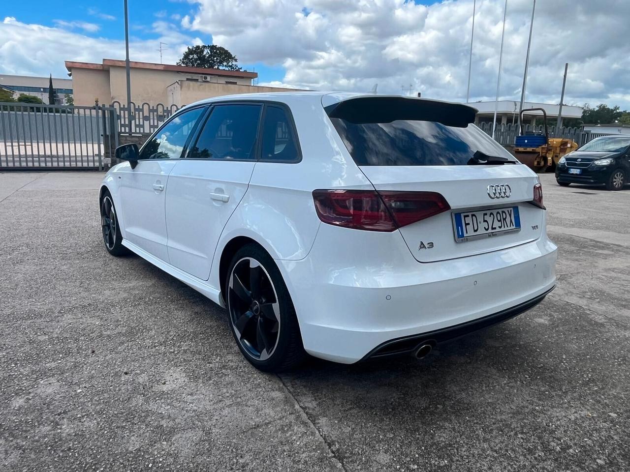 Audi A3 SPB 1.6 TDI 116cv S tronic/ line/unico pro/full led/navi/rotor