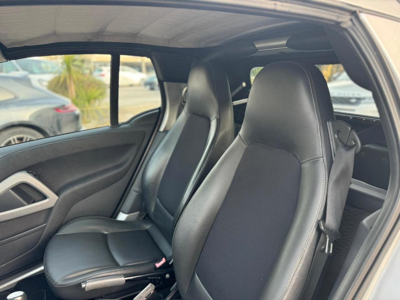 Smart ForTwo 1000 52 kW MHD cabrio passion