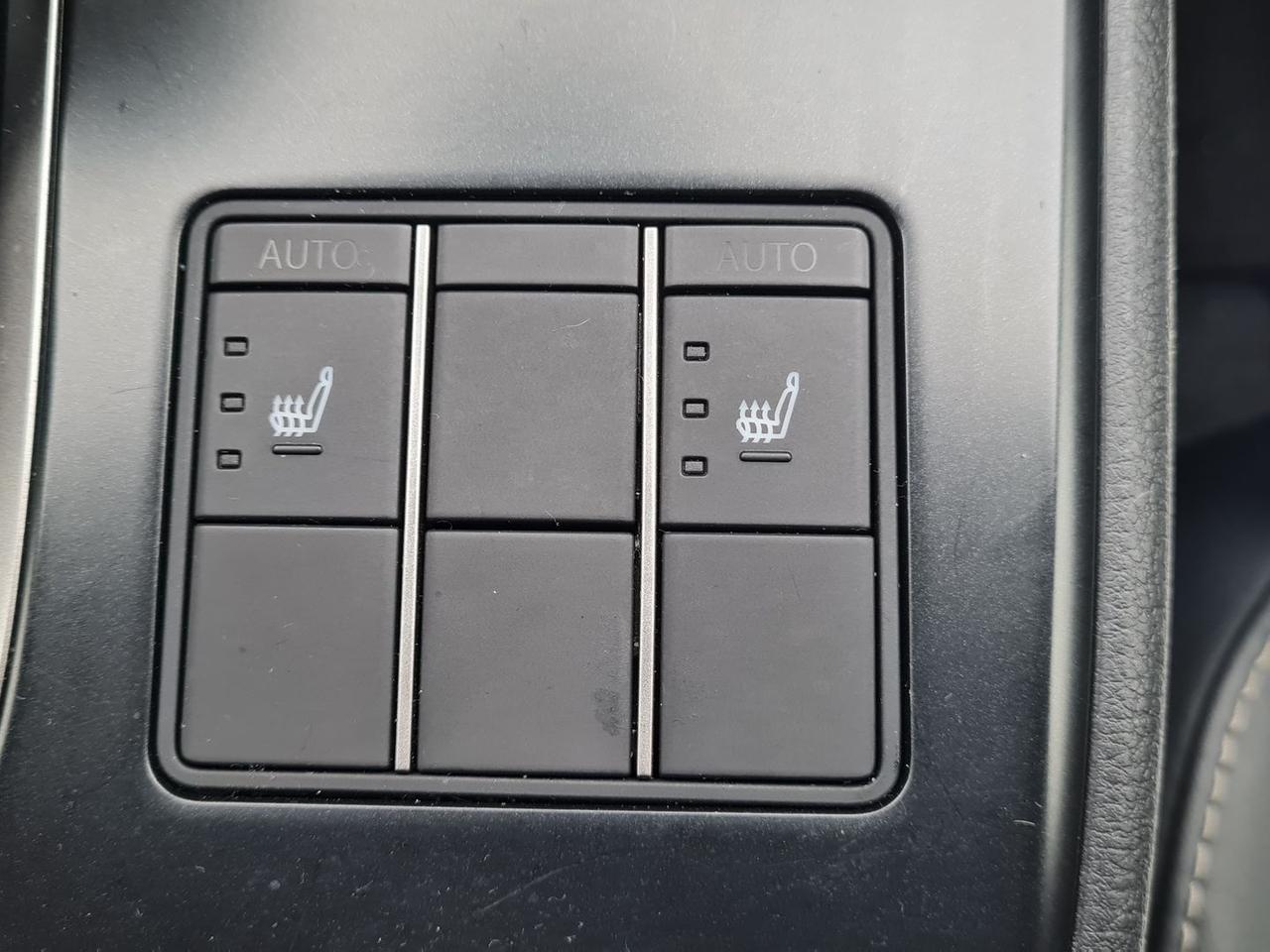 Lexus UX 250h HEV Design #8376