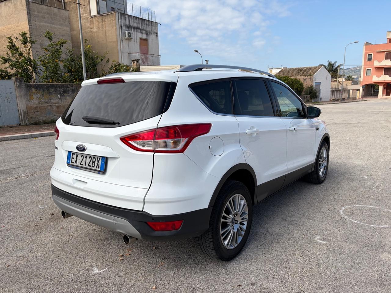 Ford Kuga 2.0 TDCI 115 CV 2WD Titanium