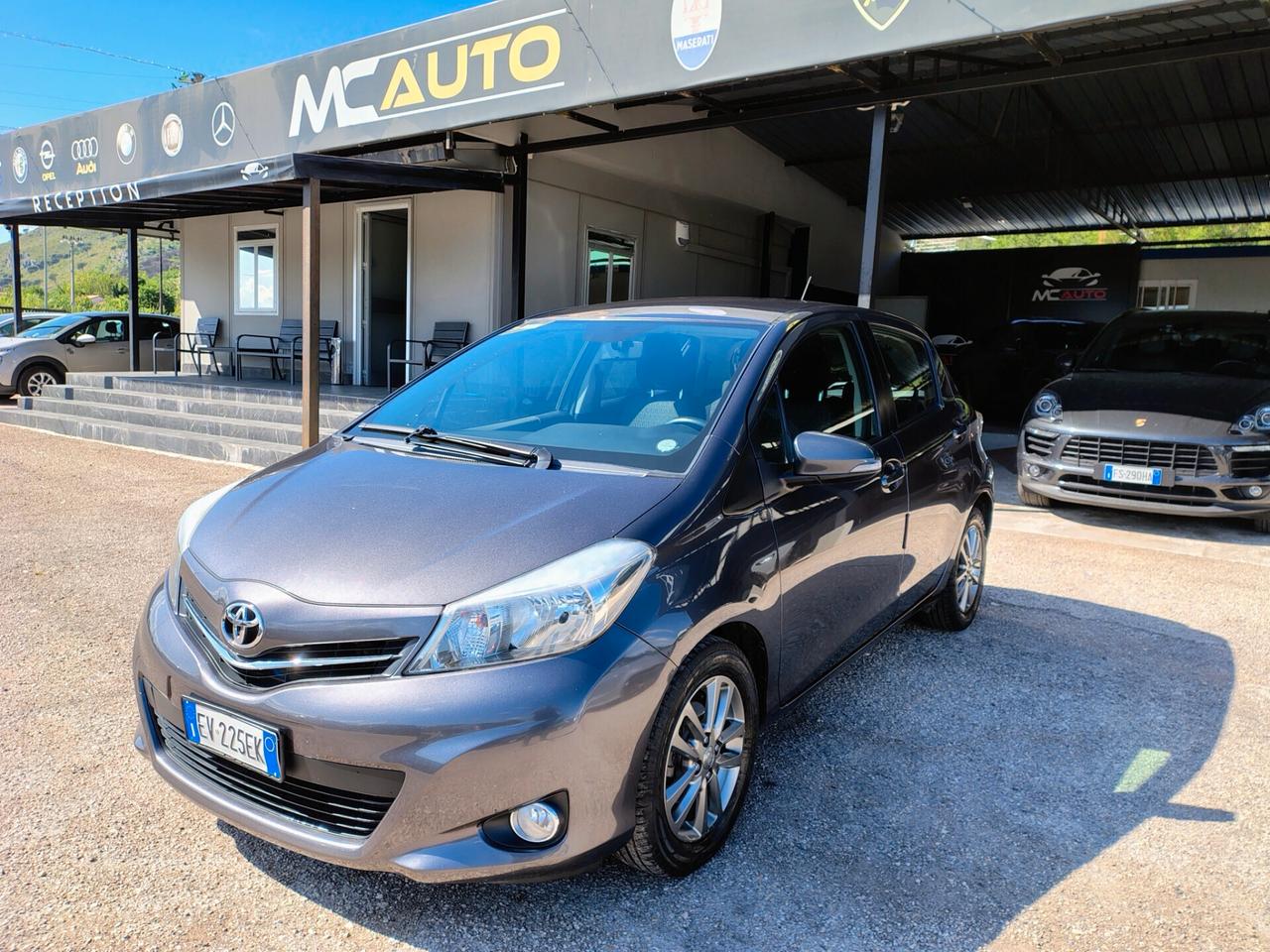 Toyota Yaris 1.0 5 porte Lounge