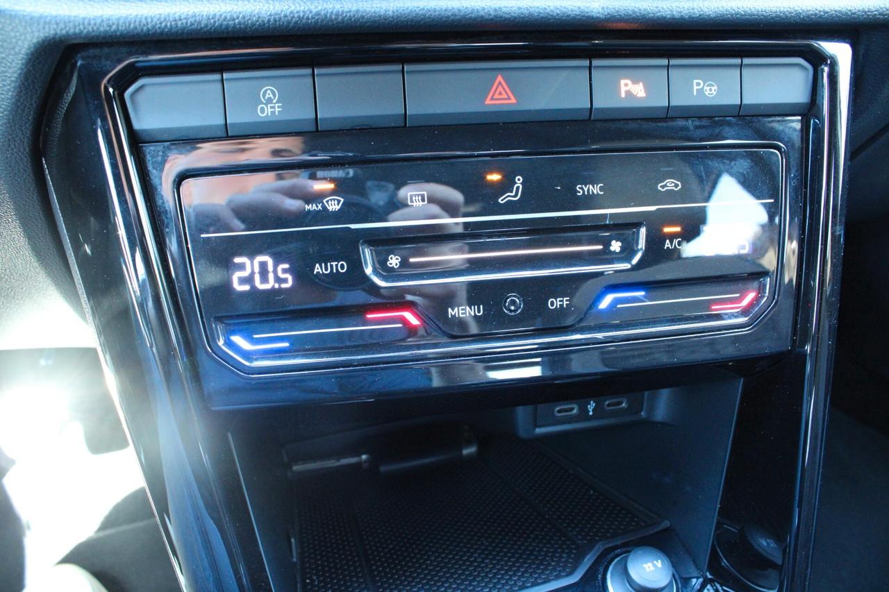 Volkswagen T-Roc 2.0 TDI SCR R-Line PLUS