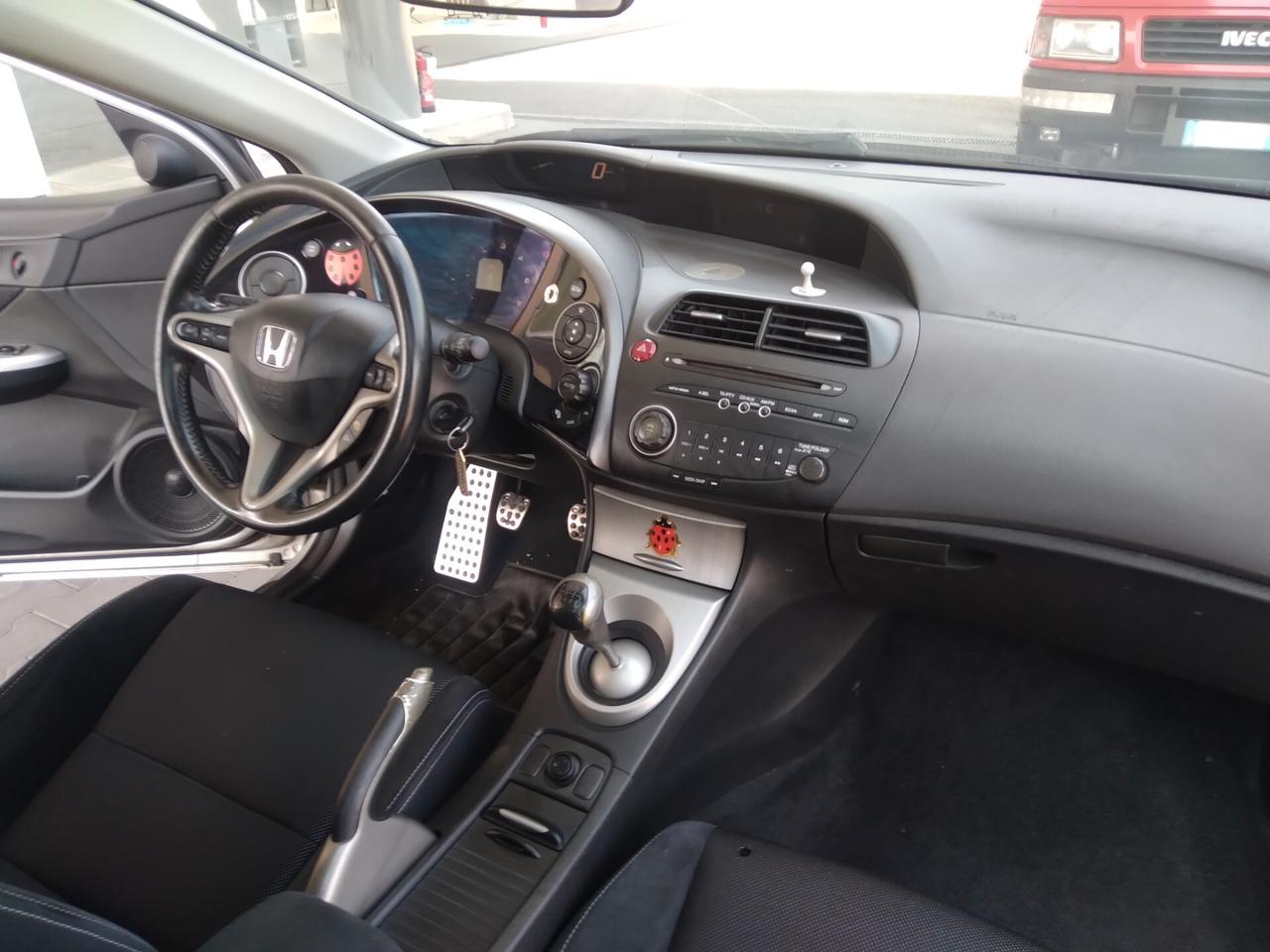 Honda Civic 2.2 i-CTDi 3p. Type S DPF LE x neopatentati
