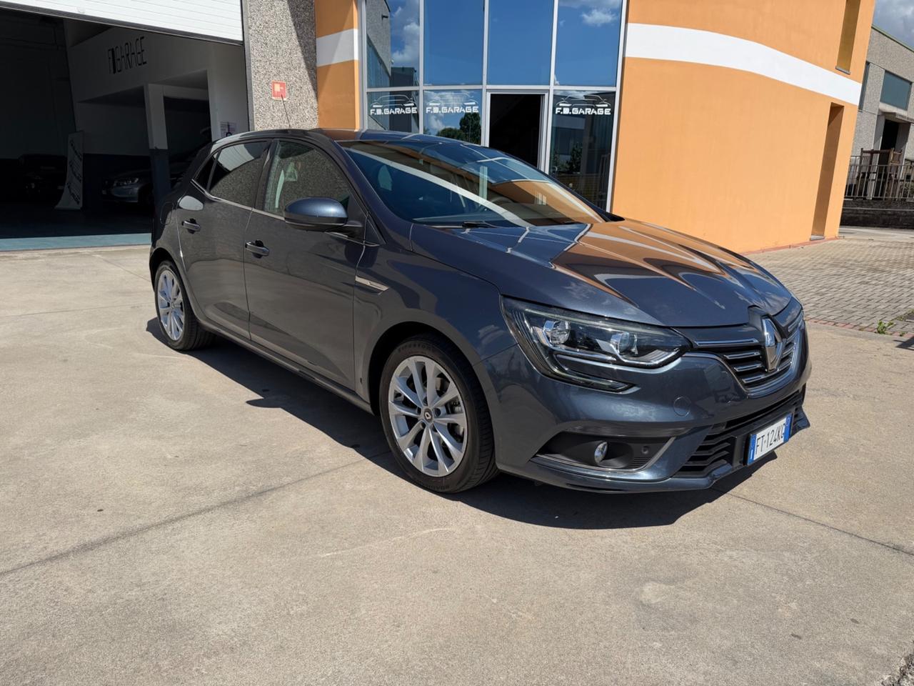 Renault Megane Mégane dCi 8V 110 CV EDC Energy Intens