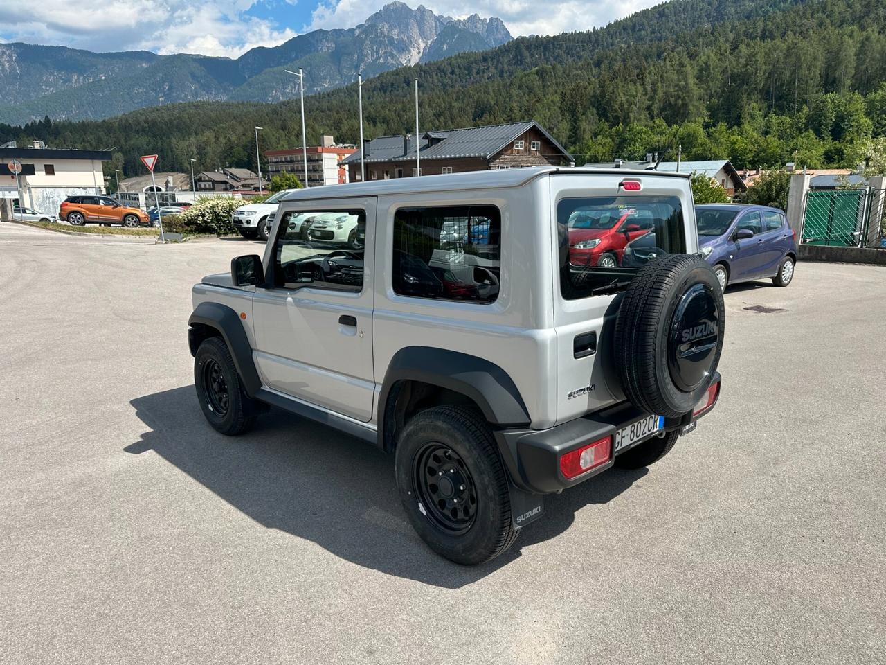 Suzuki Jimny 1.5 5MT
