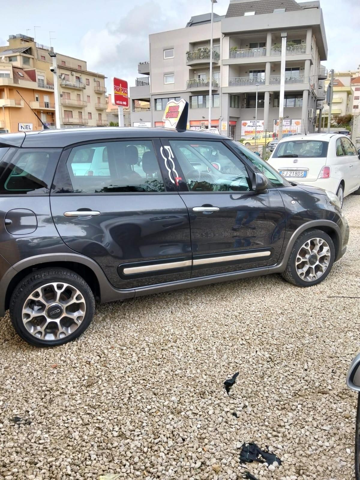 Fiat 500L 1.6 Multijet 105 CV Trekking