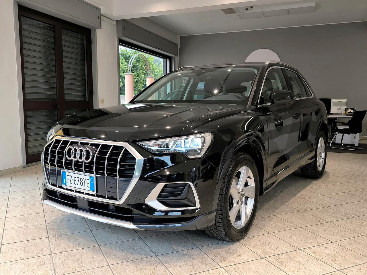 Audi Q3 35 TDI S tronic Business Advanced