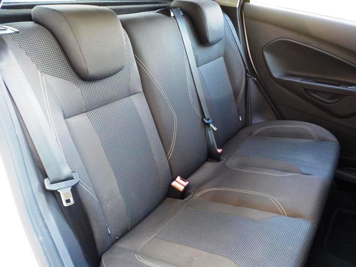 Ford Fiesta 1.5 TDCi 75CV 5 porte Titanium