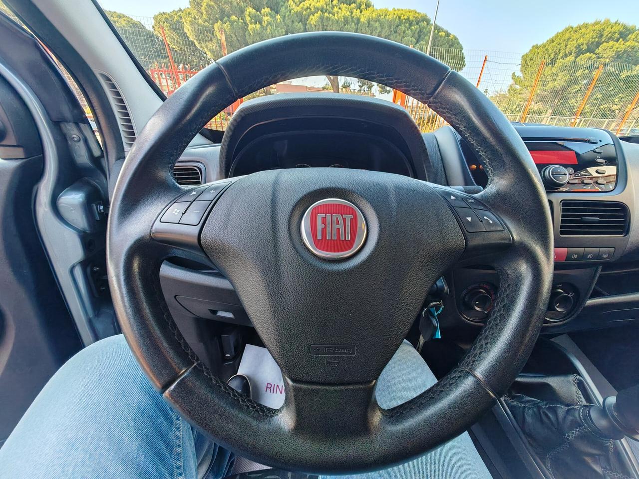 Fiat Dobló 1,6 diesel 02/2012 cv105
