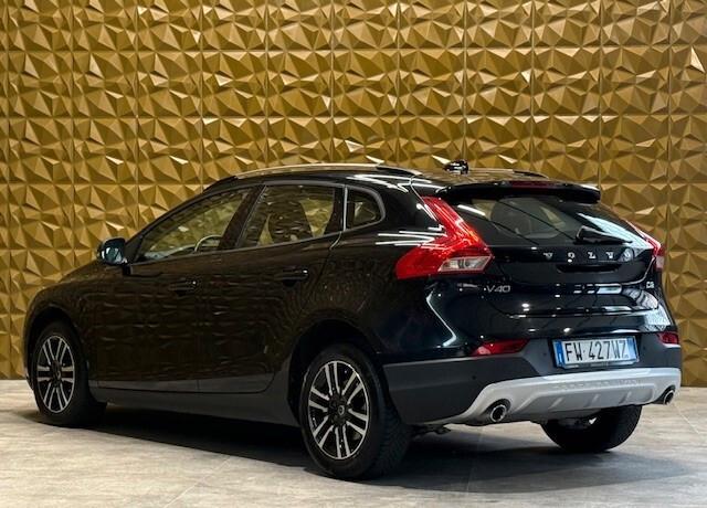 Volvo V40 Cross Country D2 Style Plus