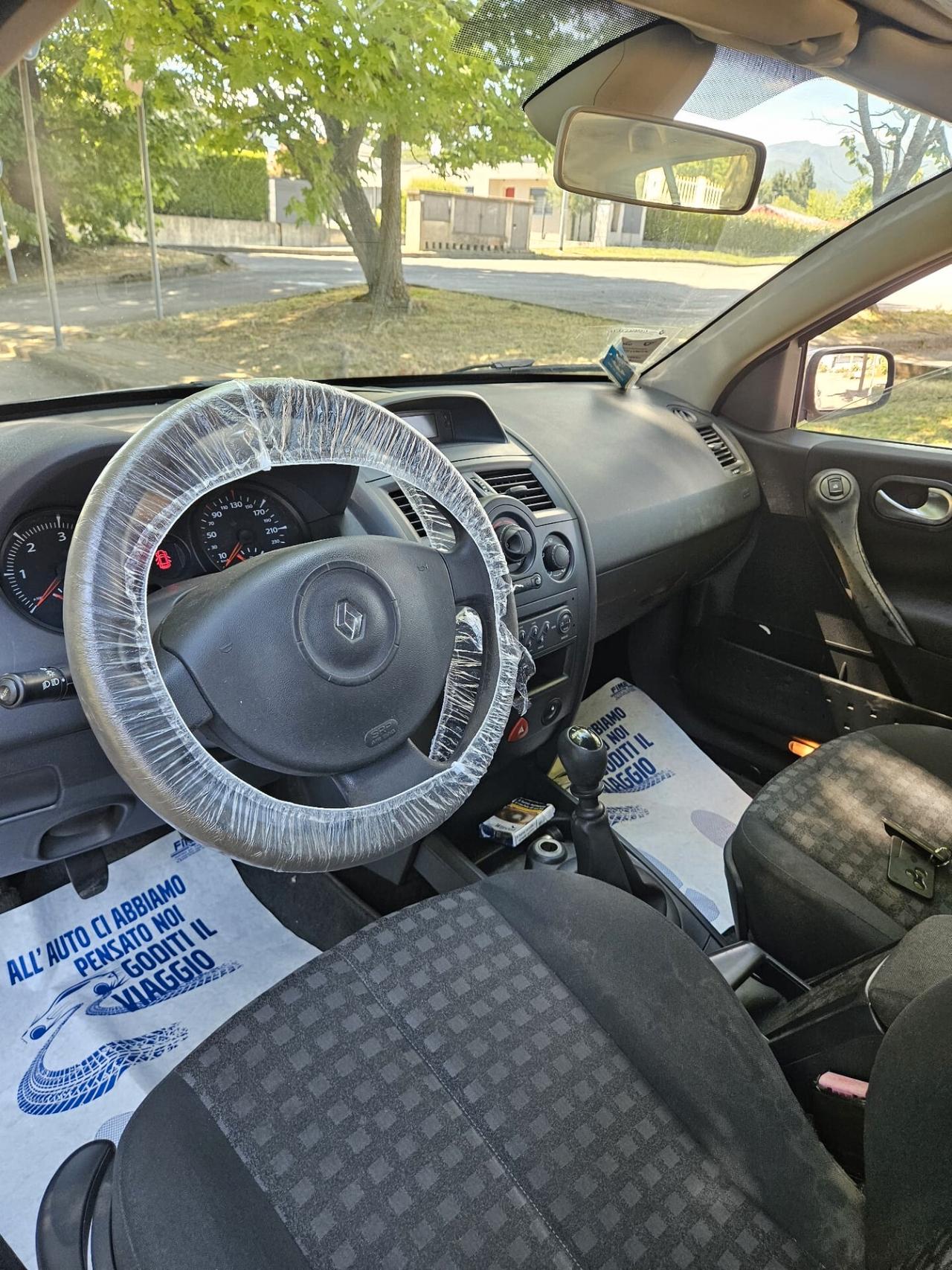 Renault Megane neopatentati