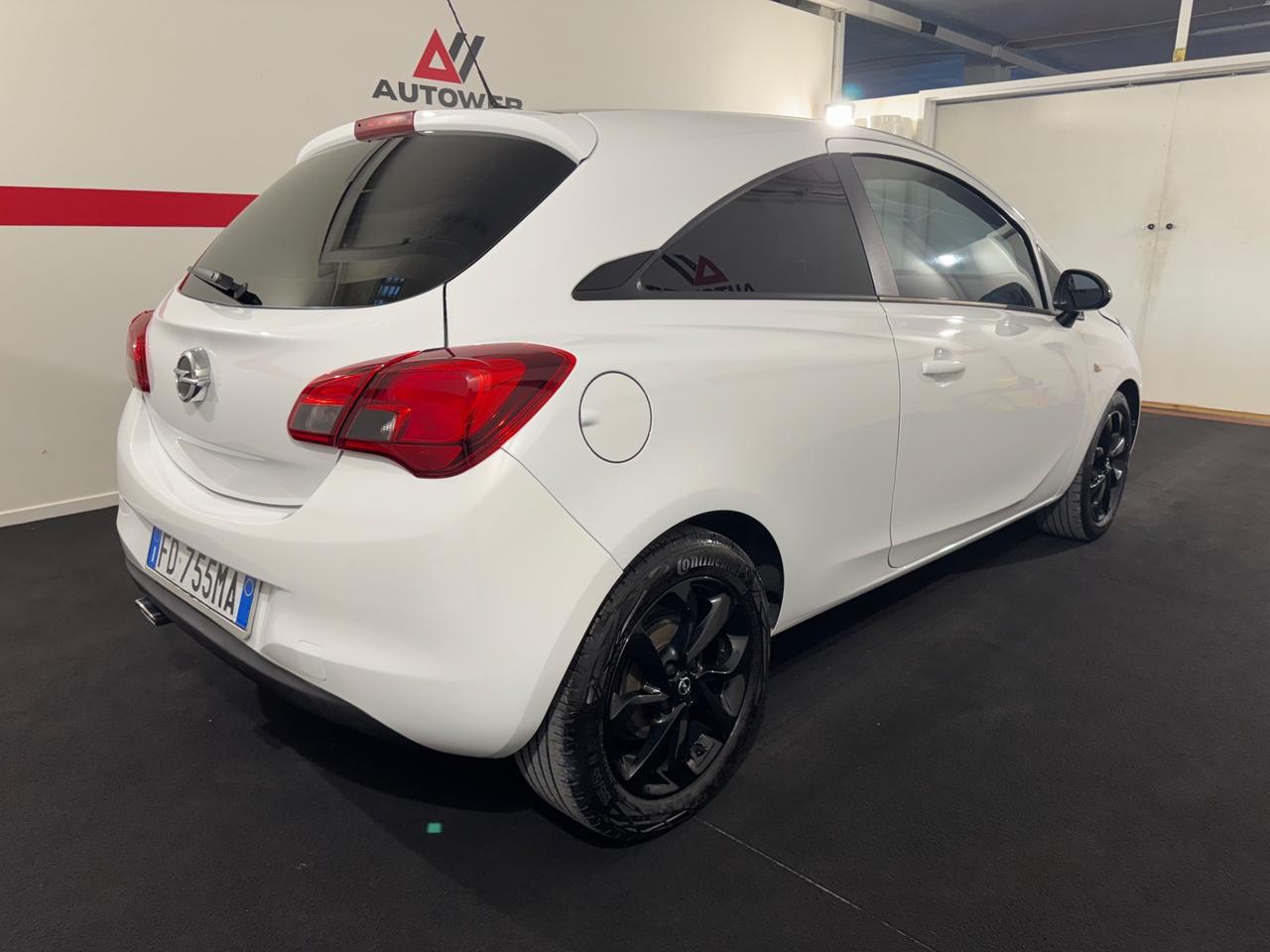 Opel Corsa 1.4 90CV Coupé b-Color