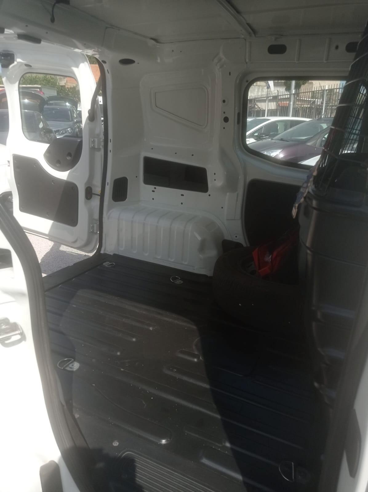 Fiat Fiorino 1.3 MJT 95CV Cargo SX- 2022