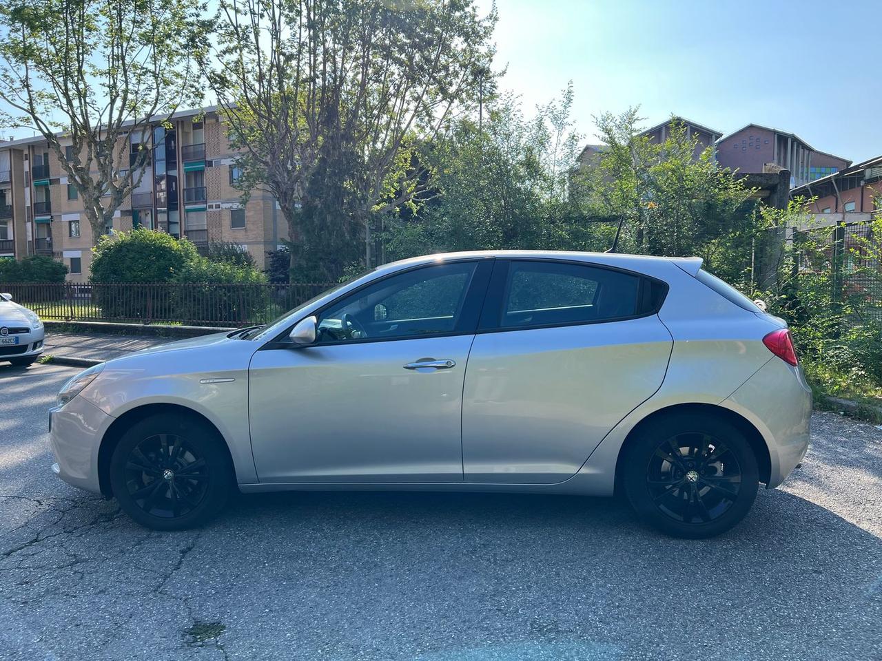 Alfa Romeo Giulietta Distinctive 1.4 Turbo LPG