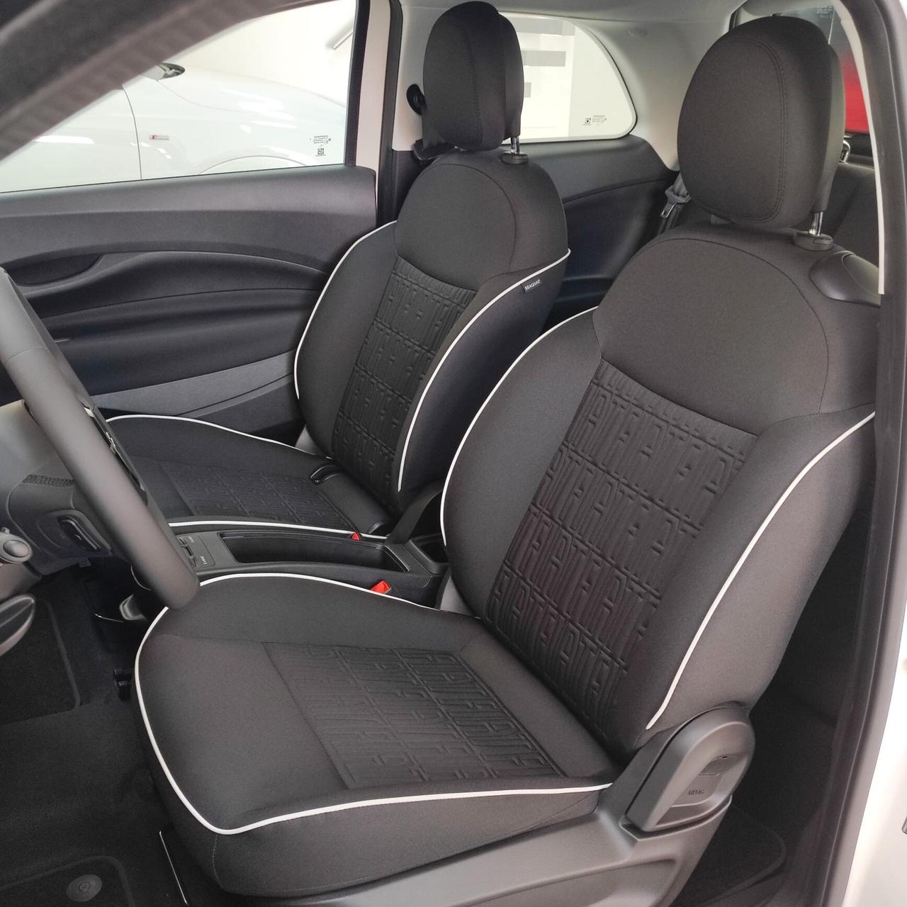 Nuova Fiat 500 Hatchback/ Nuova Km0
