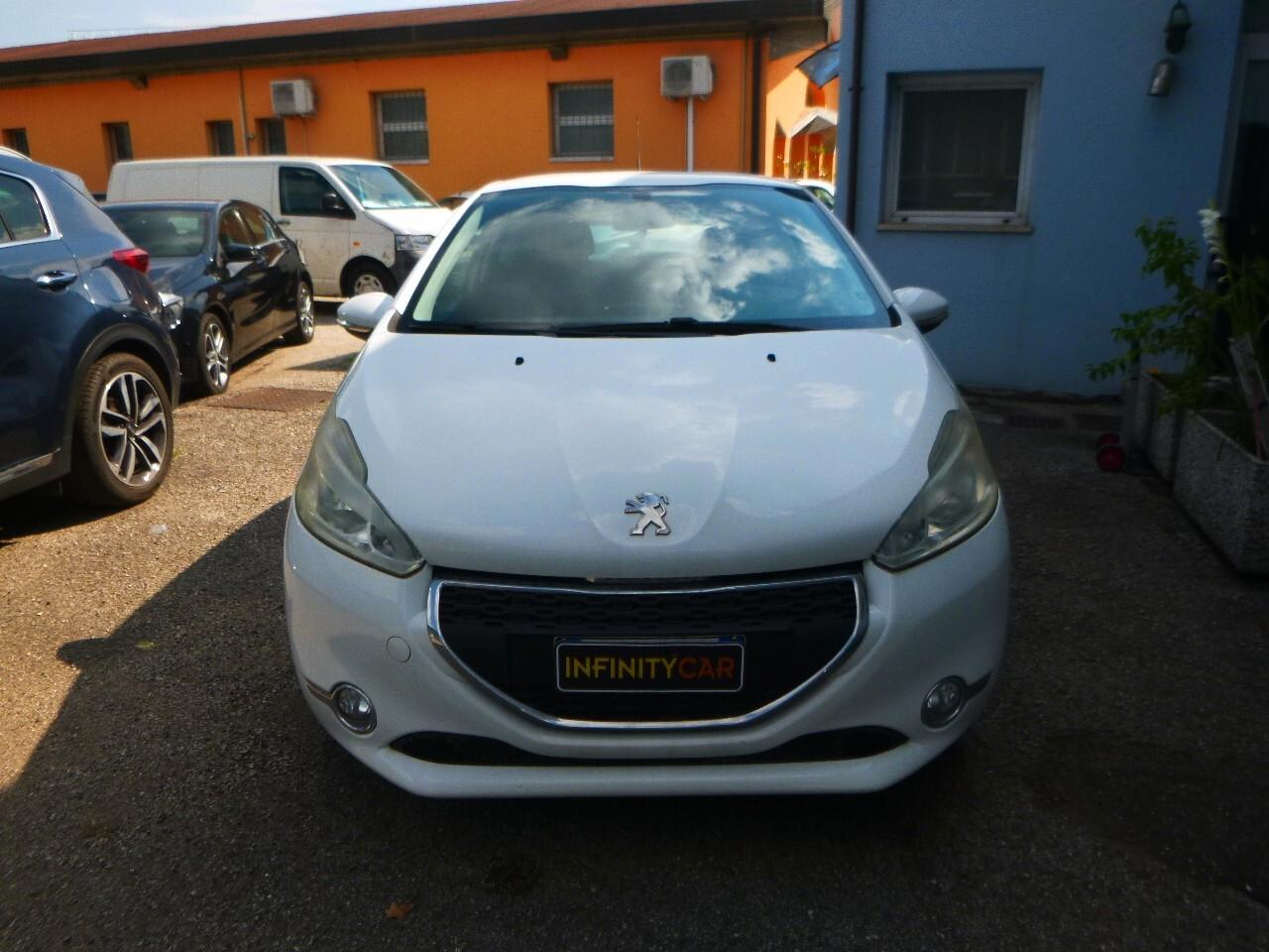 Peugeot 208 1.2 VTi 82 CV 3 porte Active