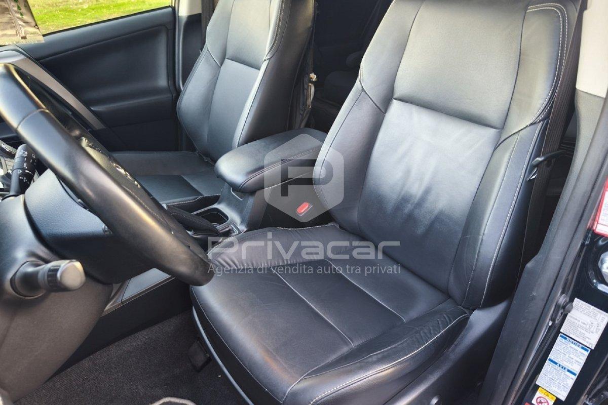 TOYOTA RAV4 2.5 Hybrid 4WD Style