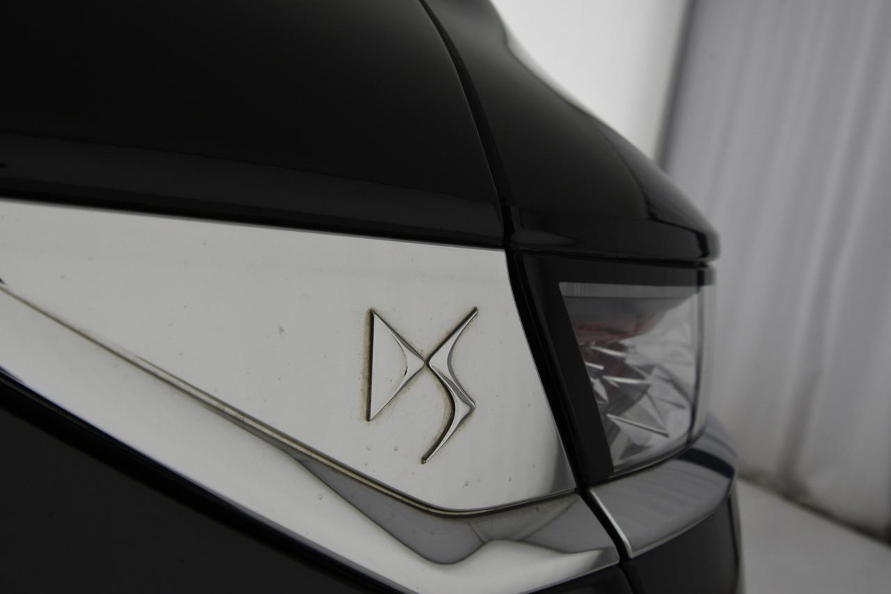 DS DS7 Crossback 2.0 bluehdi Business 180cv auto APP CONNECT+C18''