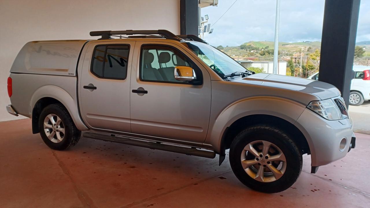 Nissan Navara 2.5 dCi 190CV 4 porte Double Cab LE