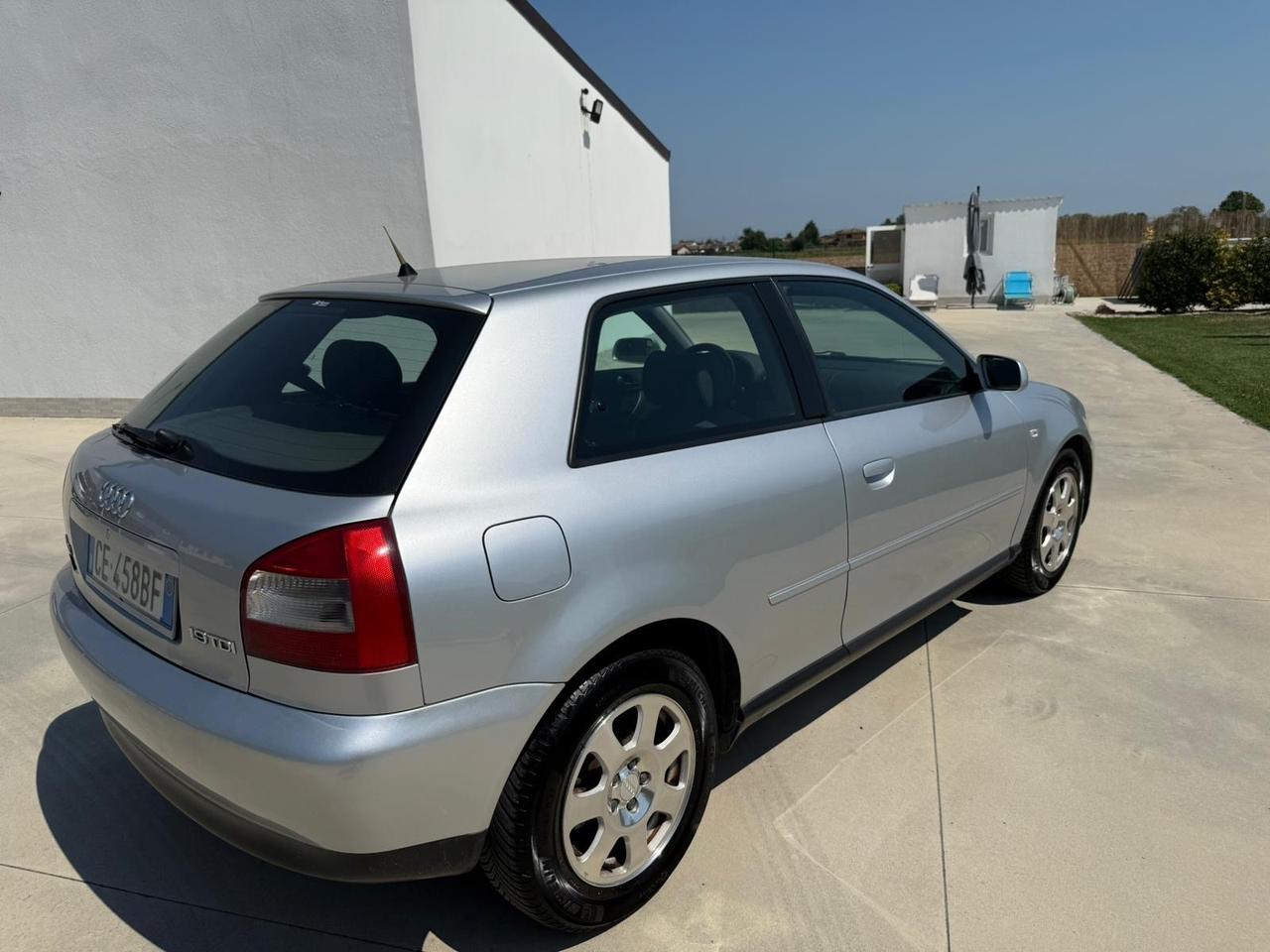 Audi A3 1.9 TDI/101 CV cat 3p. Ambition