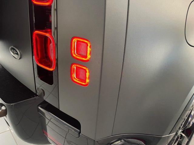LAND ROVER Defender 2.0 SI4 PHEV X-DYNAMIC AWD KM-14.700 UNIPROPR.