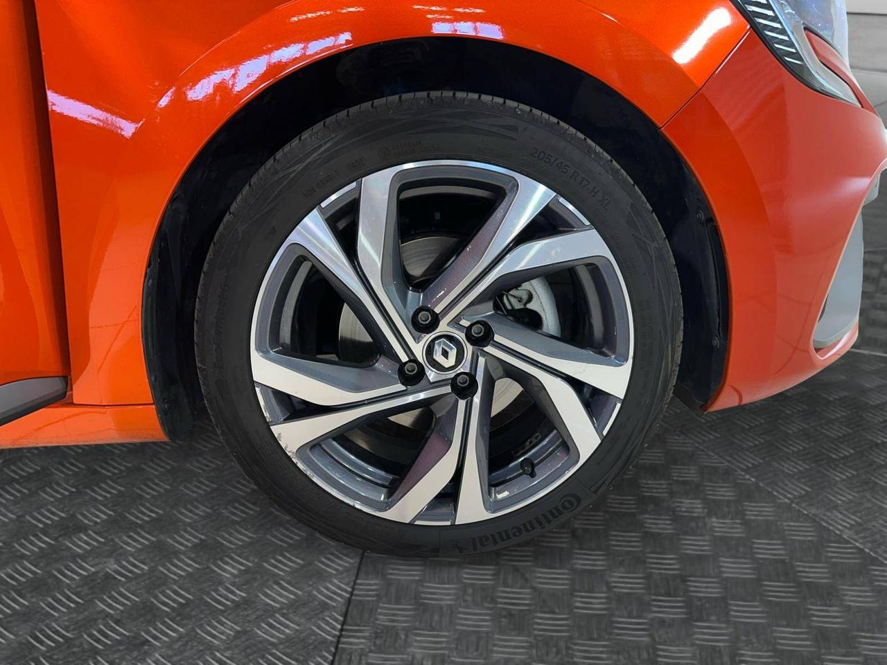 Renault Clio 1.6 E-Tech hybrid R.S. Line 145cv