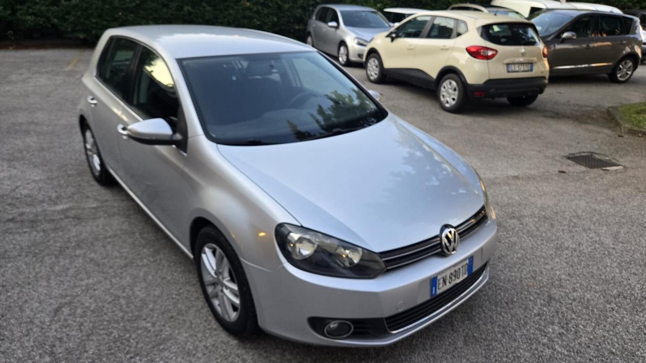 Volkswagen Golf Business 1.6 TDI 5p. Highline Neop