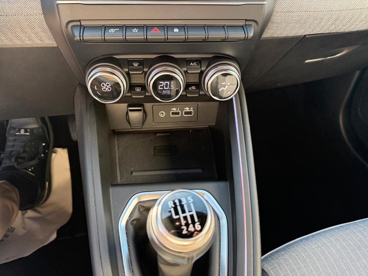 Renault Clio GPL ESCLUSIVA LED NAVI CAMERA FULL OPTIONAL POCHISSIMI KM AFFARE