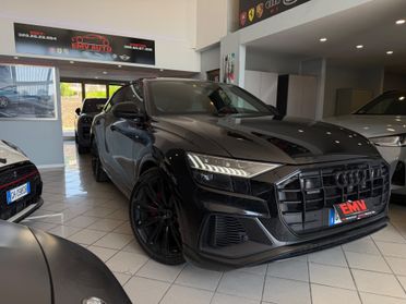 Audi Q8 60 TFSI e quattro tiptronic S line plus (340 kw)