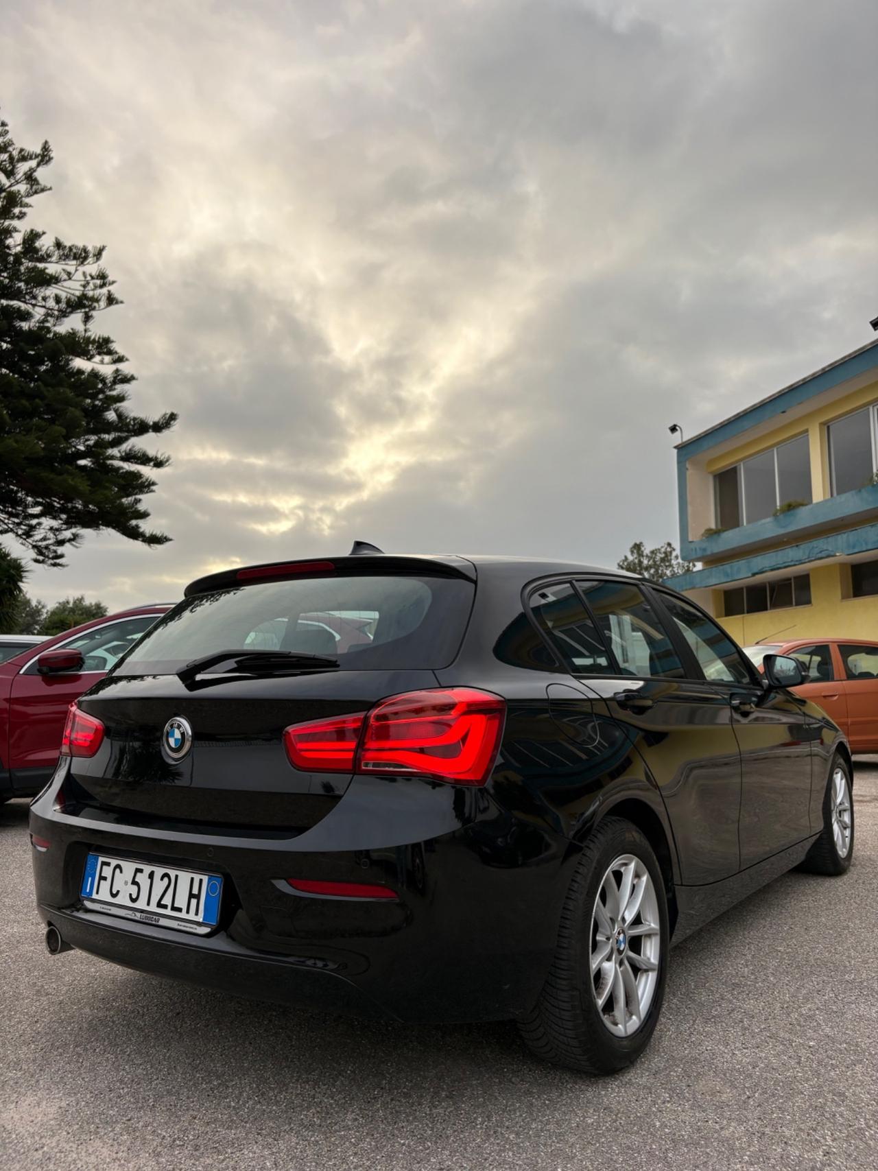 Bmw 116 116d 5p. Efficient Dynamics Sport
