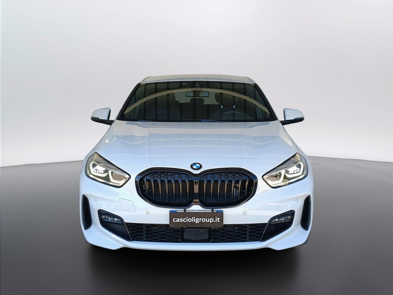 BMW Serie 1 F40 - 118d Msport auto