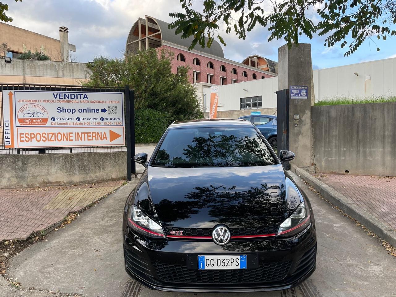 Volkswagen Golf GTI 230 CV Performance 2.0 TSI DSG 5p.