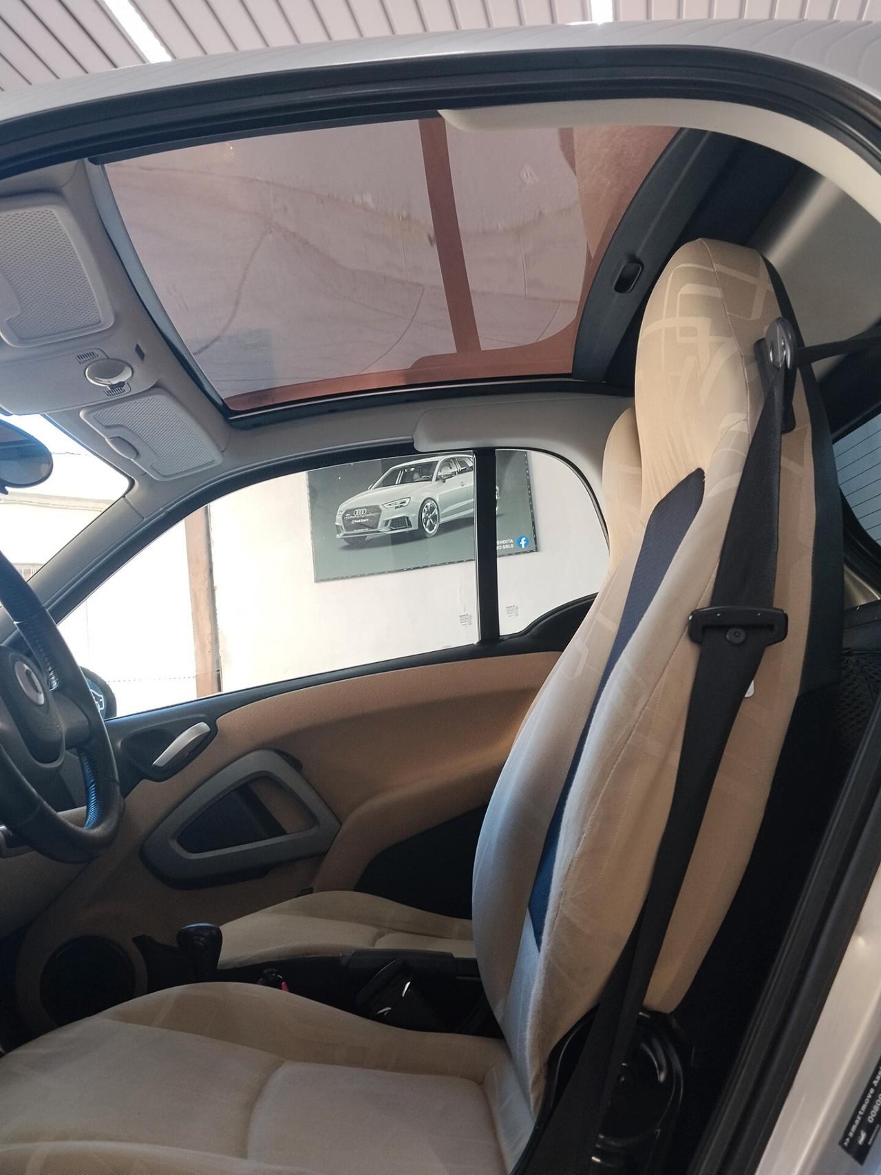 Smart Fortwo 1.0 benzina 2010 AUTOMATICA CON GARANZIA