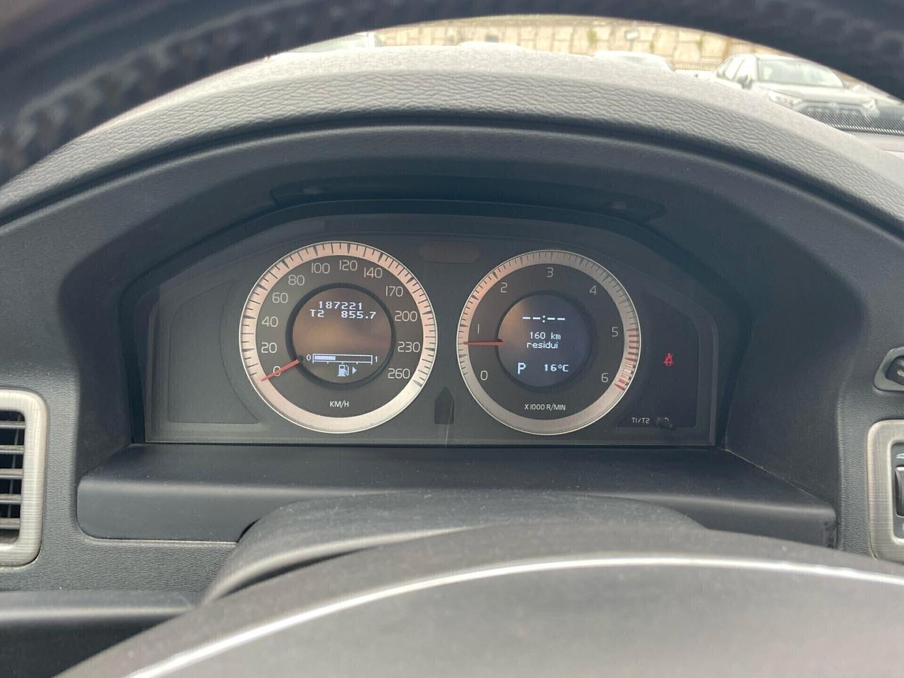 Volvo XC 70 D5 205CV AWD Geartronic Momentum