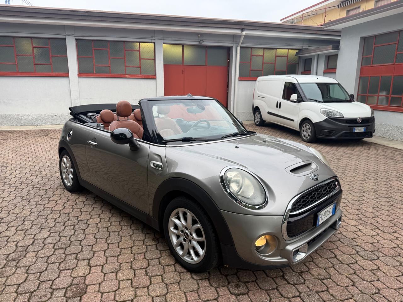 Mini 2.0 Cooper SD aut. Cabrio