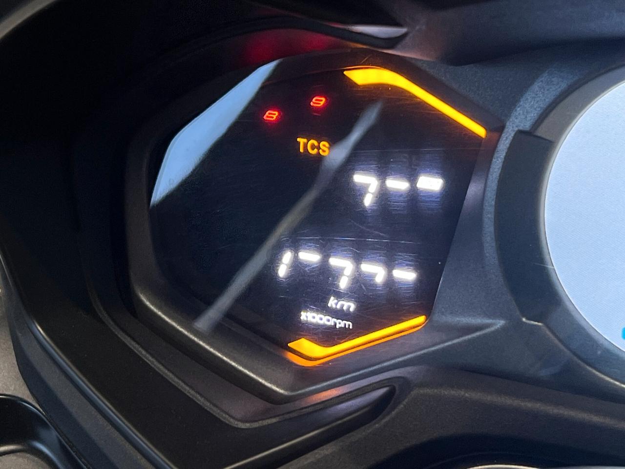 Kymco AK 550 PREMIUM - USATO