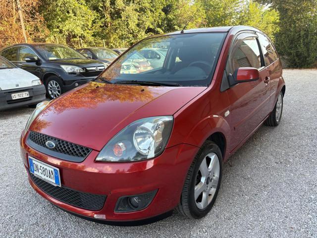 FORD Fiesta 1.2 16V 3p. Titanium
