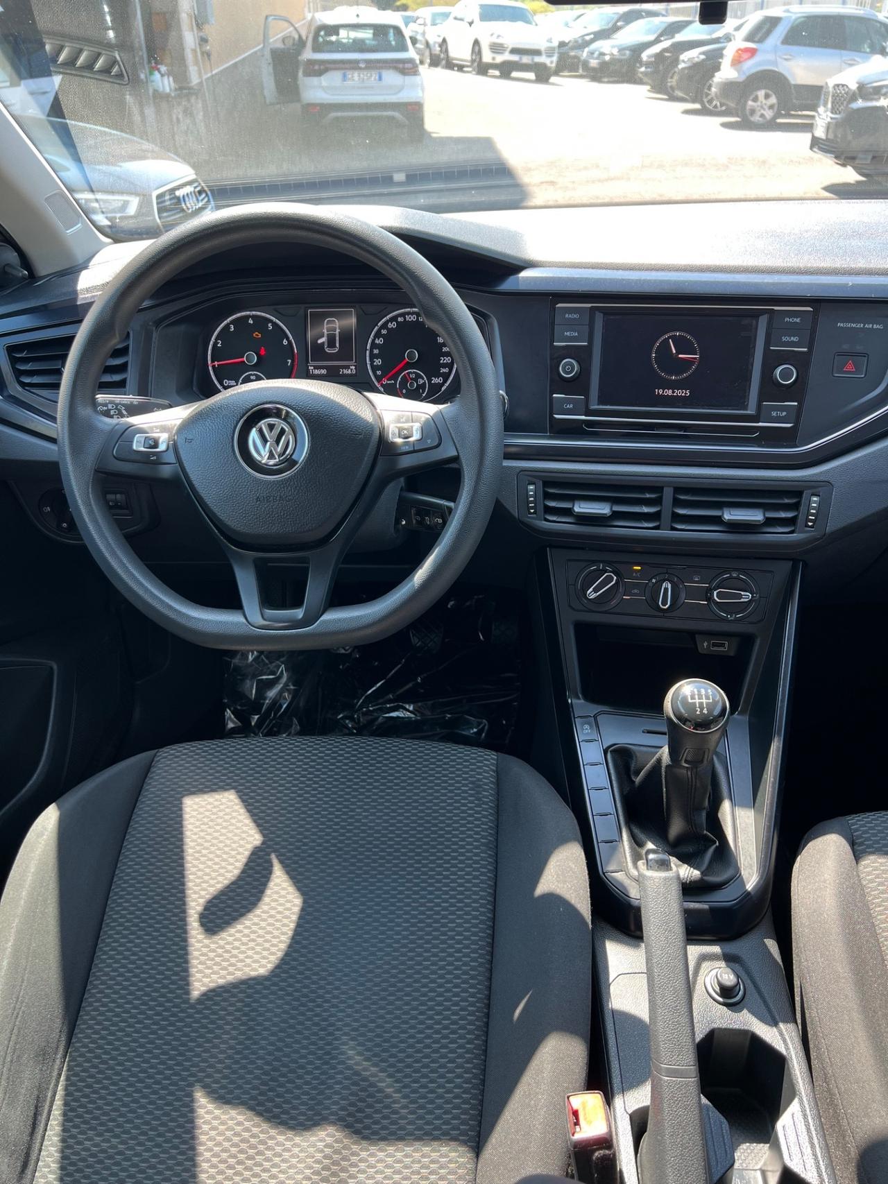 Volkswagen Polo 1.0 65cv 5p. 2018